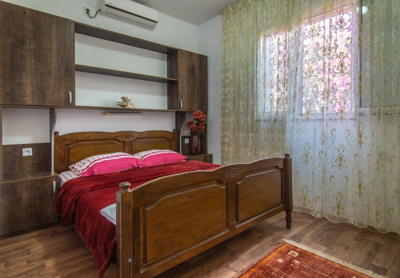 Apartment Oliva *