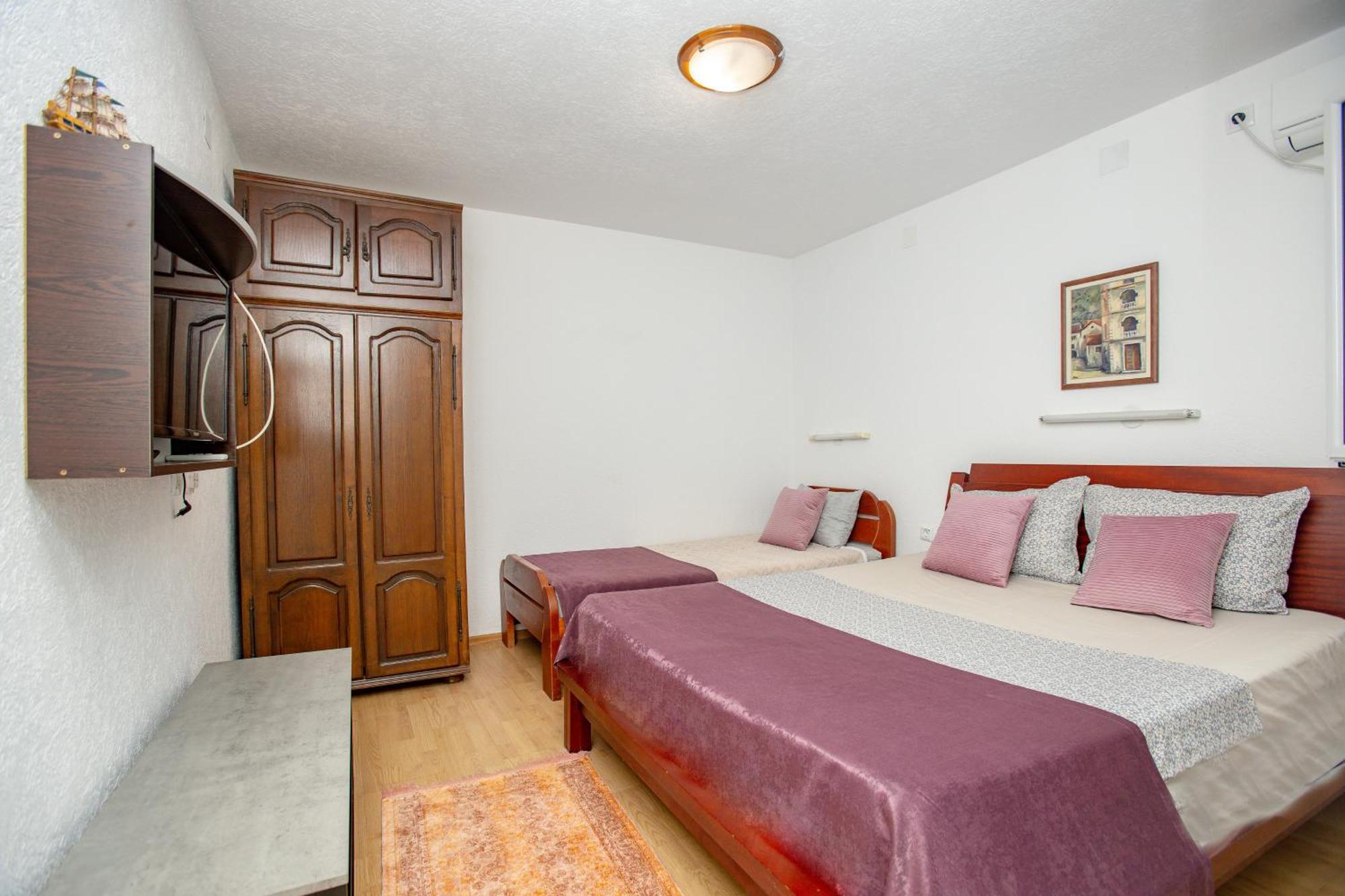 Apartment Oliva Utjeha