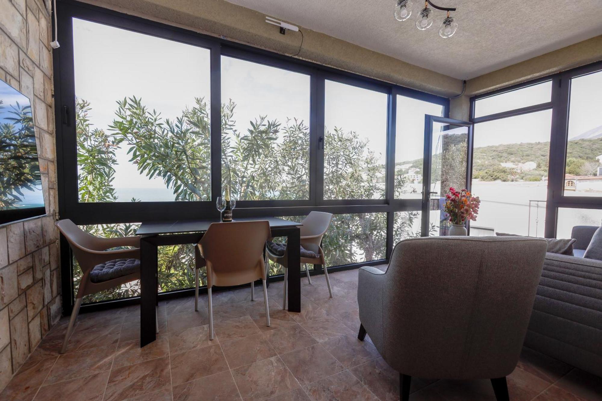 Oliva Apartment *